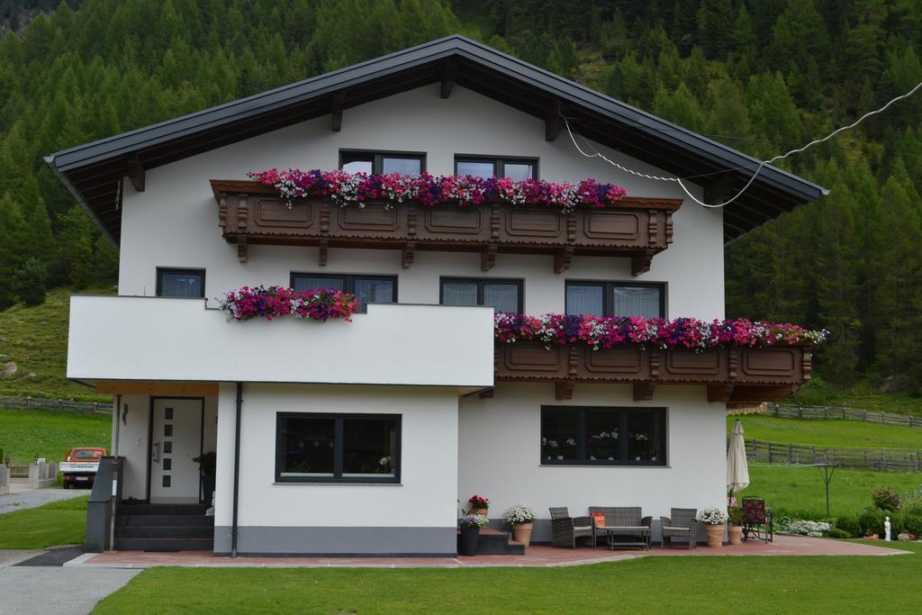 Apartamento Haus Daheim Niederthai Exterior foto